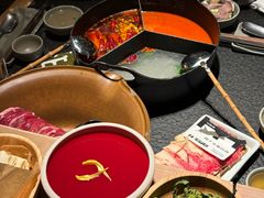 -三出山火锅(南京万象天地店)