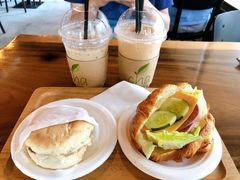 -Cha Café and Bistro