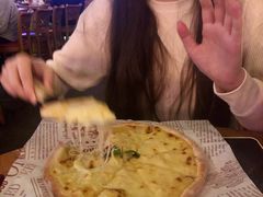 洛奇榴莲披萨-MR.ROCKY洛奇先生RESTAURANT&BAR(宝安壹方城店)