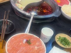 -辣莊重庆老火锅(威海高铁站韩乐坊店)