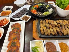 -釜山豚骨汤饭(芝罘万达广场店)