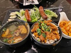 卤肉饭套餐-Let's Taipei 非常烘焙(太古里店)