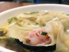 虾肉大馄饨-周素珍湖州大馄饨(直戒坛寺巷店)