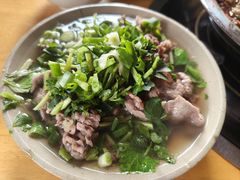 -大众跷脚牛肉馆·非遗传承单位(峨眉山店)