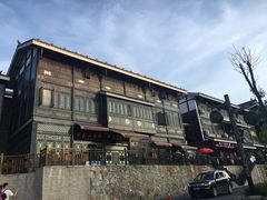 -西江千户苗寨-百年吊脚楼