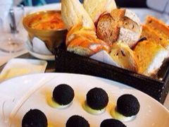 餐前面包-AZUR聚(香格里拉饭店)