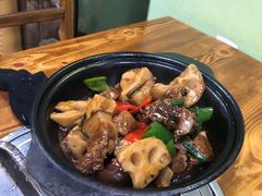 -大富蚝乌东哥饭店·石锅鱼杂·柠檬鸭(革新路店)