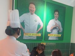 -费大厨辣椒炒肉(太平老街店)