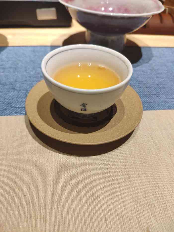 一叶香茗(旗袍小镇店)-"老公在吴江交通广播,回答问题赢了一个在这.