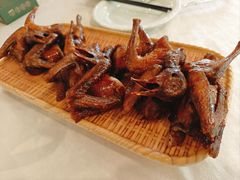 -五谷芳乳鸽王(梅沙老店)