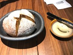 餐前面包-Erman岩烧牛排(虹桥南丰城店)