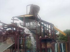 -热带风暴水上乐园