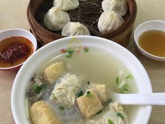 -珊珊小笼馆(仙霞路店)