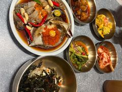 -草家酱蟹炭火烤肉店(珲春南路二店)