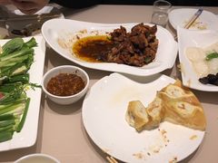 -老码头黑皮肘子锅包肉(赣水路店)