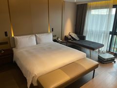 -苏州工业园区奥特莱斯亚朵酒店