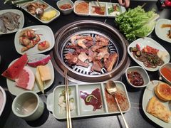 -梨花自助烤肉(西三旗万象汇黑金店)