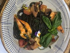 -花十悦·鲜花咖啡餐厅(振业城一期店)