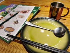 餐具摆设-塔哈尔·新疆盛宴(城西银泰店)