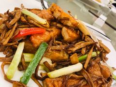 虾枣炒菇-汕头皇城酒店