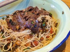 牛肉拌粉-万方圆拌粉瓦罐汤(滕王阁旗舰店)