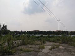 -奥特莱斯停车场