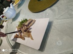 -启东海鲜人家(古美路店)