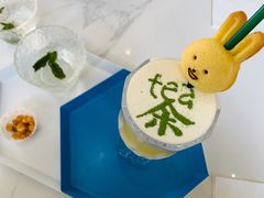手工奶盖茶-茶是一枝花泡茶店