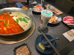 -湊湊火锅·茶憩(打浦桥日月光店)