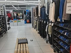 -迪卡侬(高新万达店)