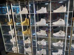 -Air Jordan(世贸天阶店)