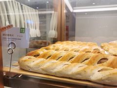 德式腊肠犬-奈雪的茶(苏宁广场店)
