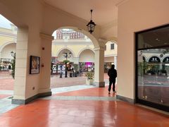 -佛罗伦萨小镇广佛名品奥特莱斯(疏港路店)