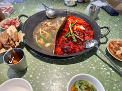 -五里关火锅(上海鑫耀·光环Live店)