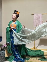 点击看大图 -盘子女人坊古装写真摄影(天津总店)