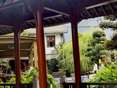-香麒园·过桥米线·南湖雅宴