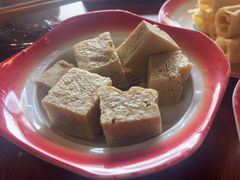 -夺欢喜贵州酸汤牛肉火锅(静安寺店)