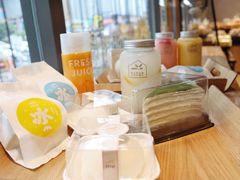 -皇冠幸福里动物奶油生日蛋糕(万达店)