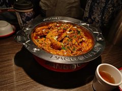 -胖哥俩肉蟹煲(湖滨银泰in77店)