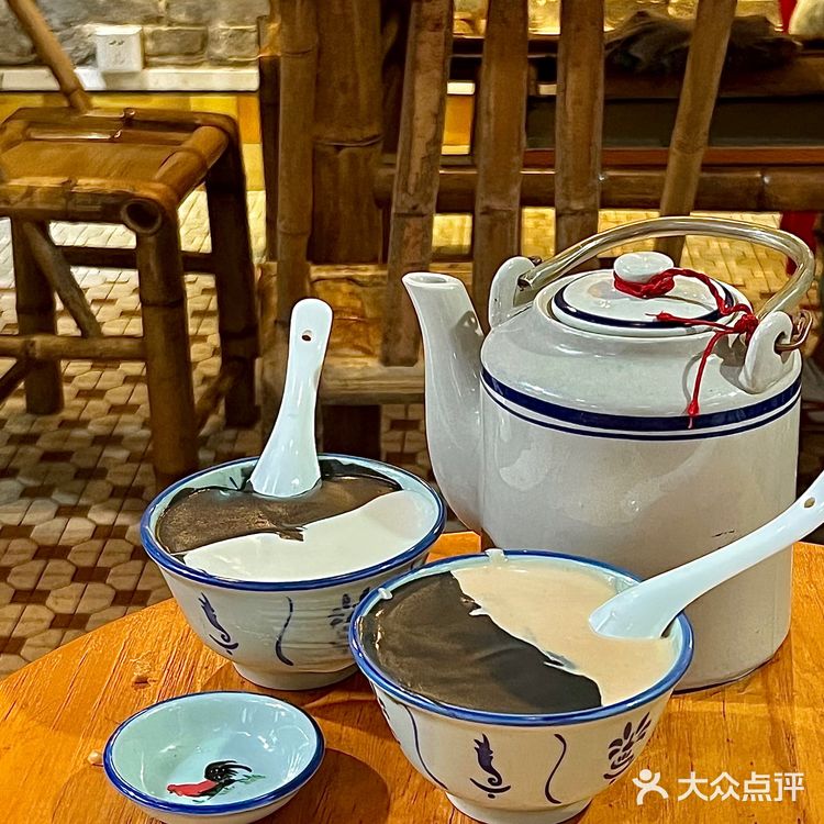 广州80年代怀旧骑楼糖水铺🍨限量供应芝麻糊