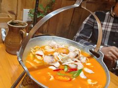 -老滇山寨•云南特色菜•地方菜•民族风情歌舞表演(金碧店)