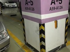 -中原城市广场-停车场