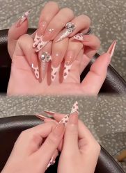 -赢韵美甲美睫瑞士净斑中心