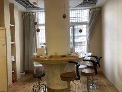 -苗方清颜祛痘·皮肤管理