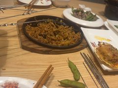 -三个大叔烤羊肉串·炭炉砂锅菜(西三旗店)