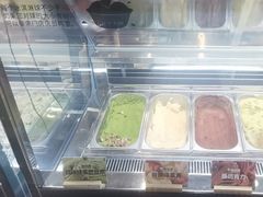 -极拉图·现制冰淇淋(大卫城店)