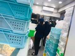 -上海哈尔滨食品厂(汇联商厦店)