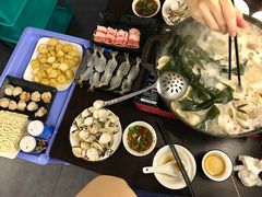 餐具摆设-拾下卜卜贝•海鲜火锅