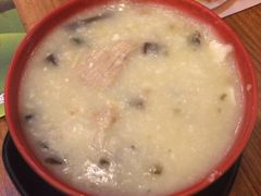 皮蛋瘦肉粥-添好运点心专门店(深水埗店)