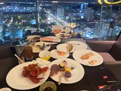-宝利来国际大酒店-凤凰阁旋转餐厅